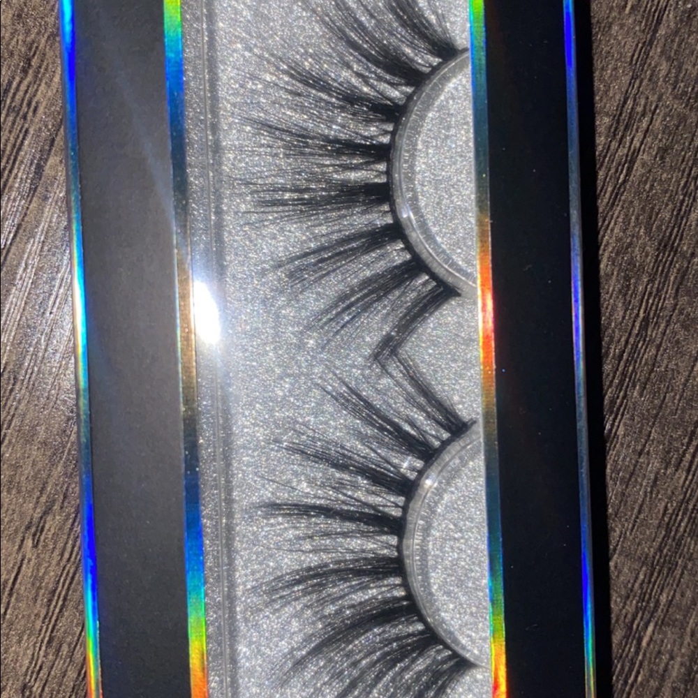 Eyelashes